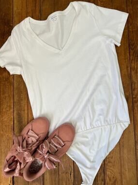 ambitionist White V-Neck Short Sleeve Bodysuit t shirt